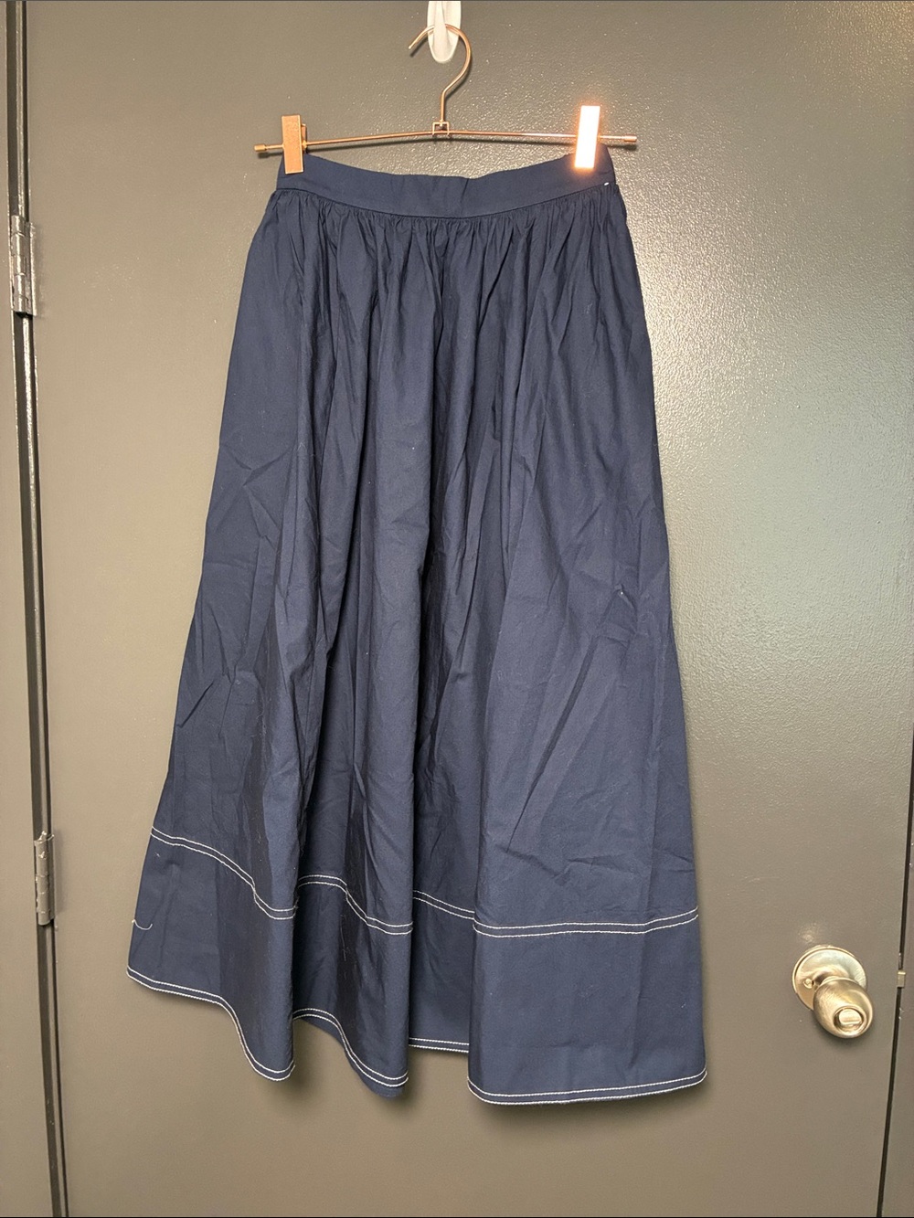 NWT J Crew navy blue Contrast-stitch midi skirt in cotton poplin Sz 0 - Picture 2 of 6